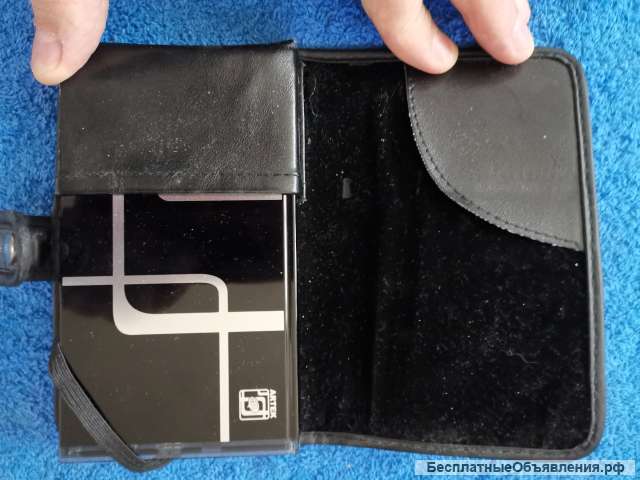 2,5-дюймовый корпус жесткого диска IDE USB ARTEK с чехлом и кабелем (2.5 inch hard drive enclosure)