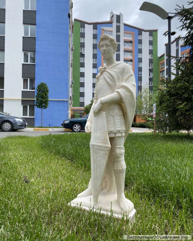 Мраморная скульптура Воин древнего Рима