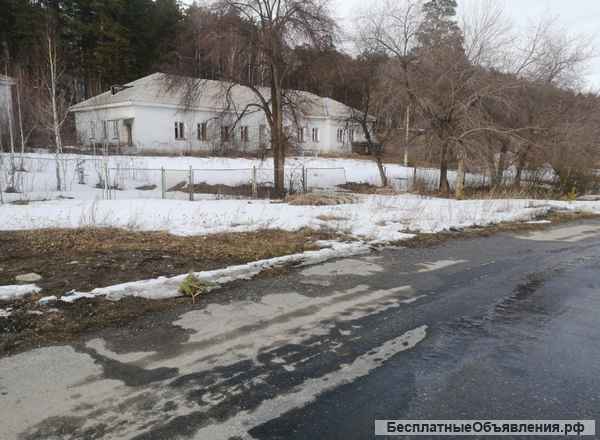 2 здания площадью 280,5 м² и 368,5 м²