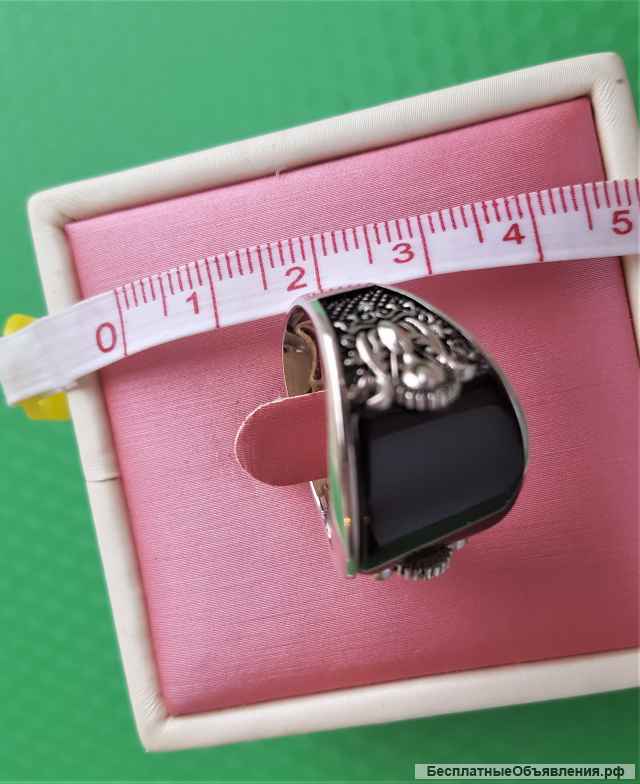 Серебряное кольцо с натуральным ониксом