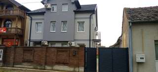 Жилой дом с 7 квартирами на главной улице - Сремска-Митровица, Сербия