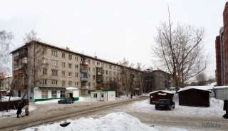 2-к квартира, Алтайская 72
