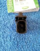 YUE000161 Land Rover Vogue Концевик капота с разбора оригинальный