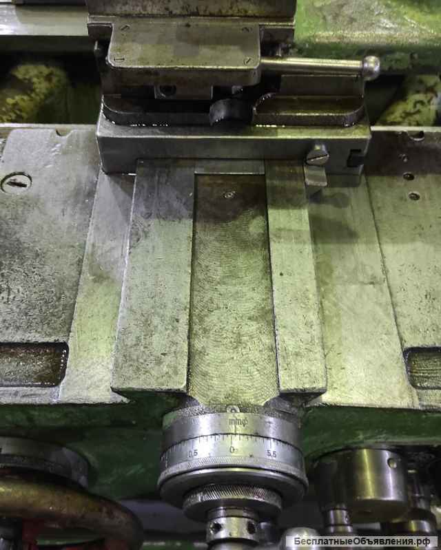 Токарный винторезный станок TOS sv18ra. РМЦ 1250 мм