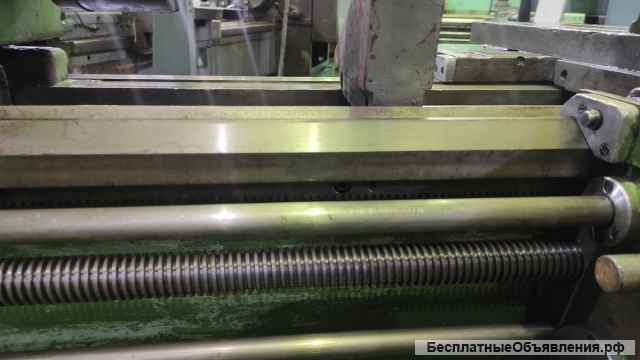Токарный винторезный станок TOS sv18ra. РМЦ 1250 мм