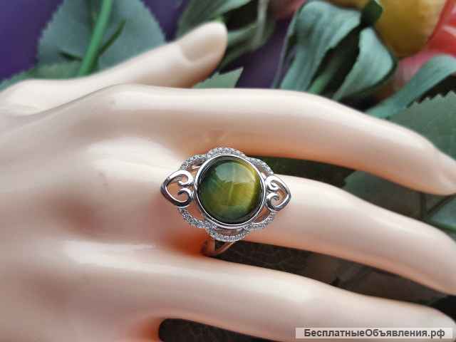 Комплект с серафинитом натуральным и цирконами, серебряный