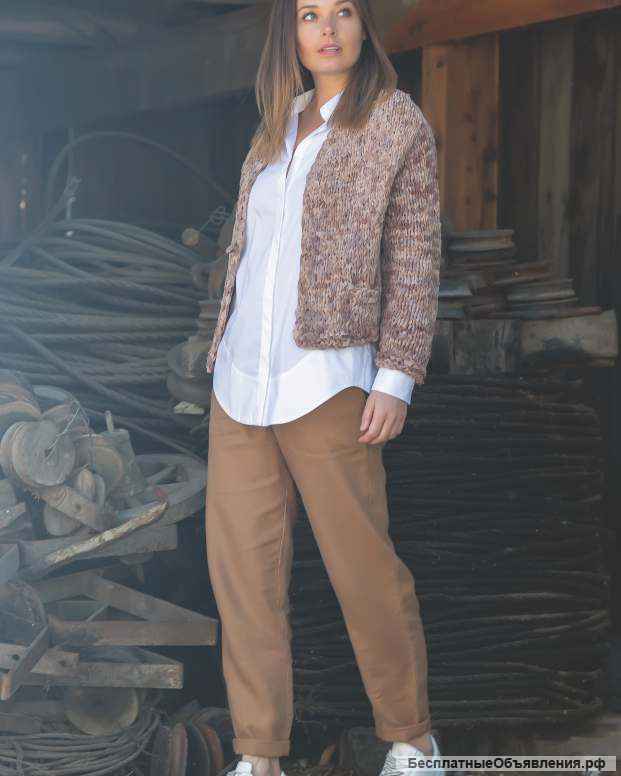 Остатков оптом без объема новой женской одежды из Франции