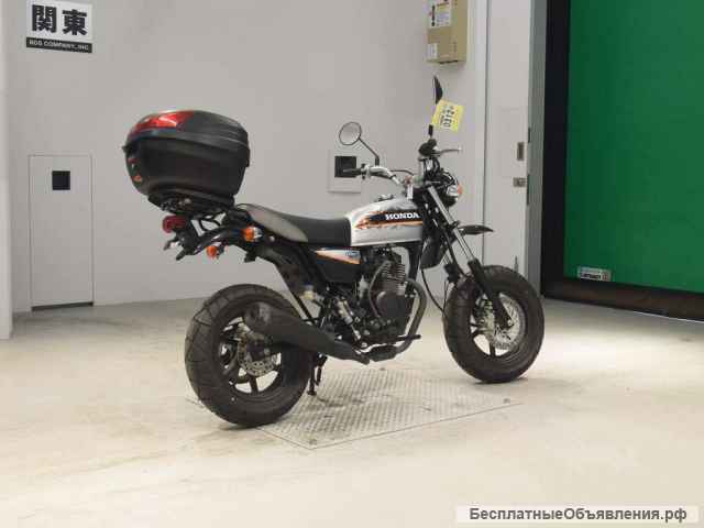 Мотоцикл нэйкед Honda APE 50 рама AC18 minibike мини-байк задний мотокофр