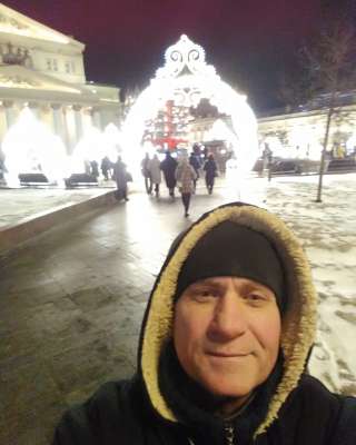 Мануальный терапевт исправляет сколиоз остеохондроз обращаться по телефону 89771730401