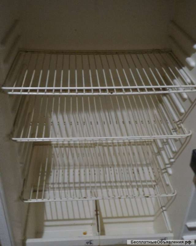 Холодильник "Полюс" б/у, в хорошем, рабочем состоянии