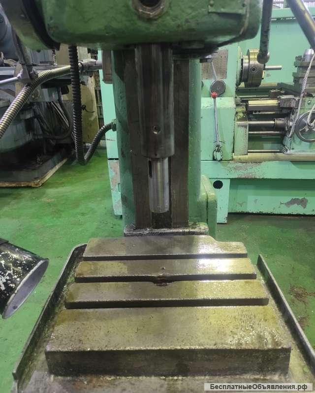 Вертикальный сверлильный станок 2Н118