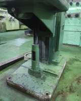 Вертикальный сверлильный станок 2Н118