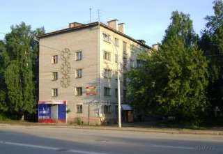 1к гостинка, Елизаровых 40
