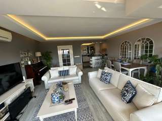 Квартира 3+1 с видом на знаменитый пляж Клеопатра