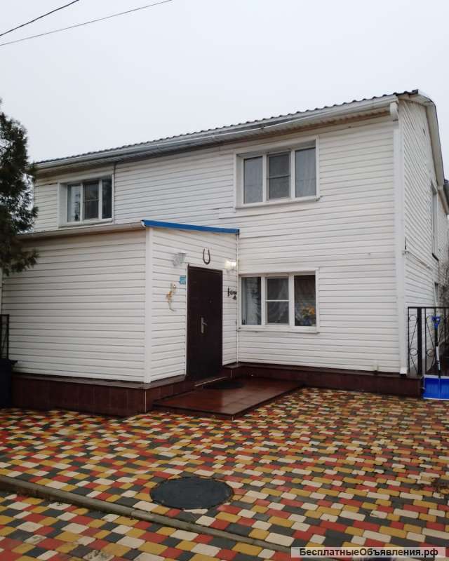 Большой 2 этажный дом 180 кВм2