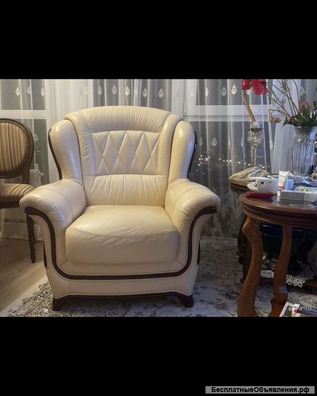 Набор мягкой мебели