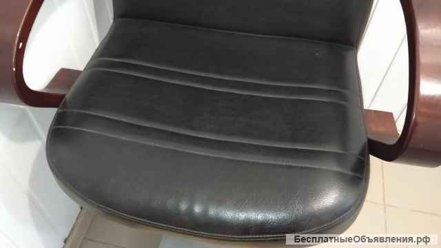 Педикюрное кресло с гидравликой