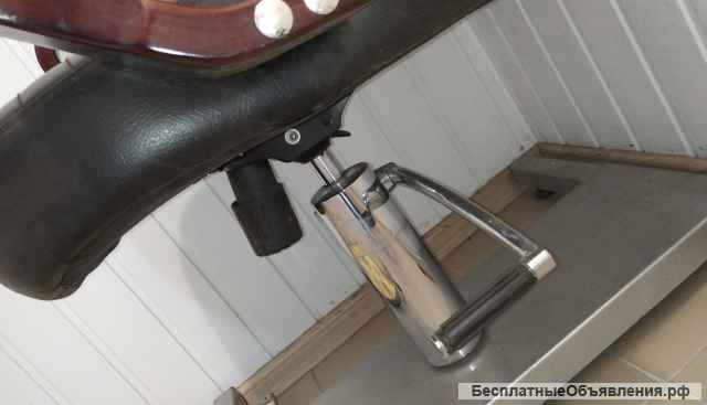 Педикюрное кресло с гидравликой