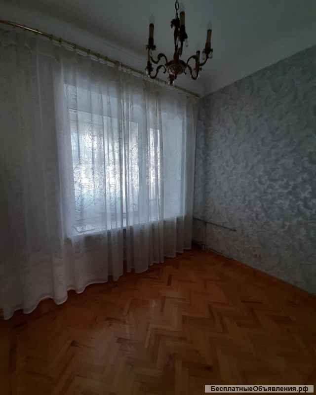 Квартира в Севастополе (Центр кольцо, Нахимова)