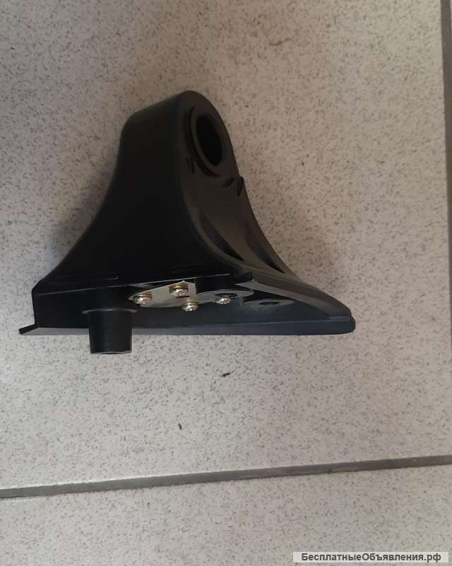 Кронштейн крепления стойки зеркала Daewoo Ultra Novus