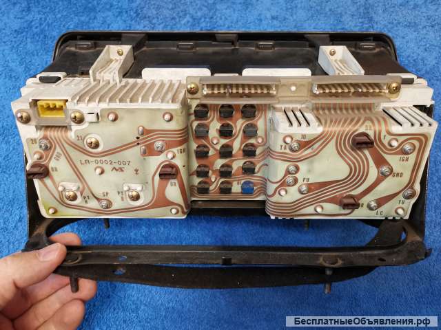 Щиток приборов (спидометр) Range Rover Classic оригинальный