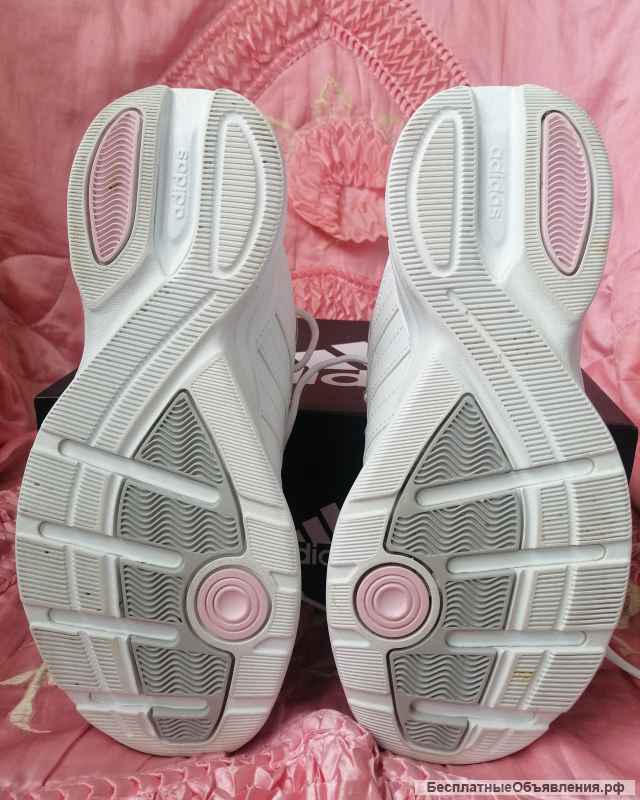 Кроссовки adidas Strutter Shoes 39 размер