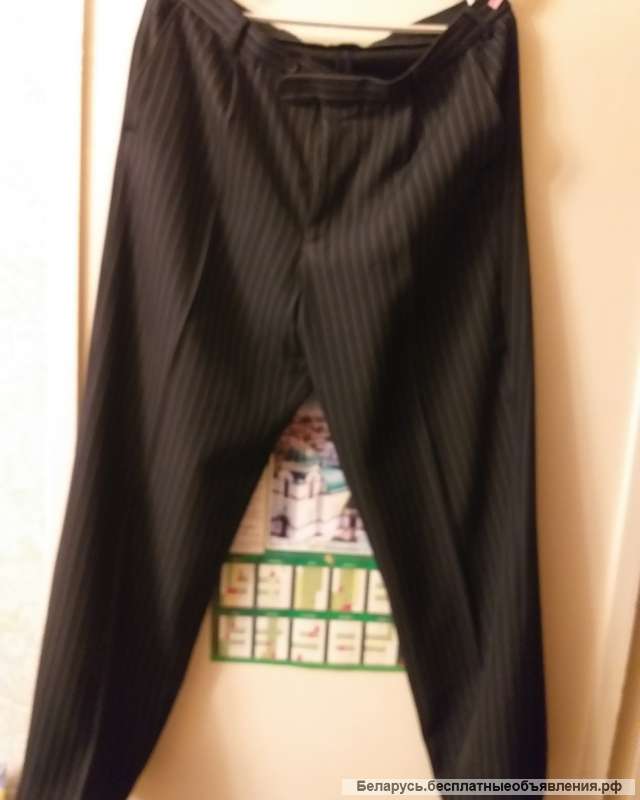 Костюм мужской в полоску, р.50 (176-100-88), черный, б.у