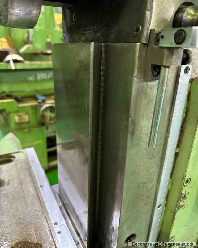 Консольный фрезерный станок 676п