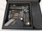 Материнская плата ASUS ROG MAXIMUS XI GENE оригинальная идеальная