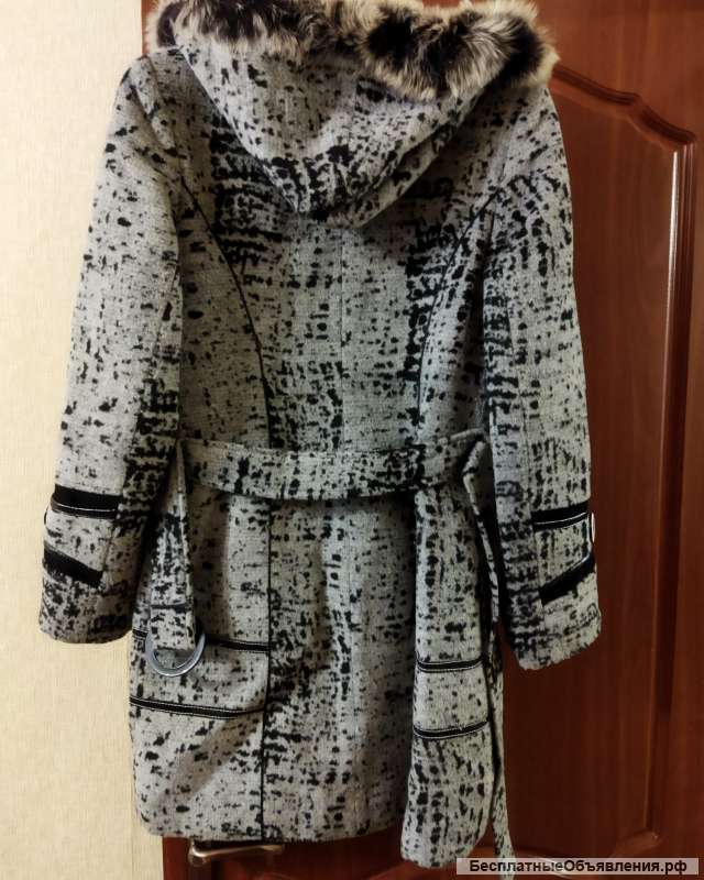 Зимнее серое пальто