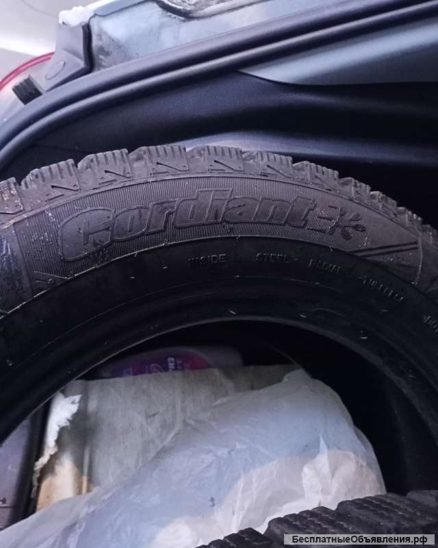 Шины зимние нешипованые 205/60 R16