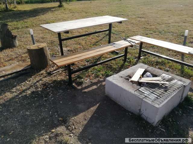 Садовый стол и лавочки