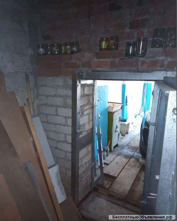 Двухкомнатный гараж площадью 31.8 кв.м. с погребом