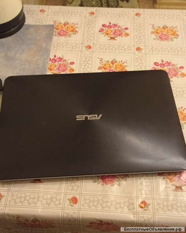 Игровой ASUS X 555 U отличный