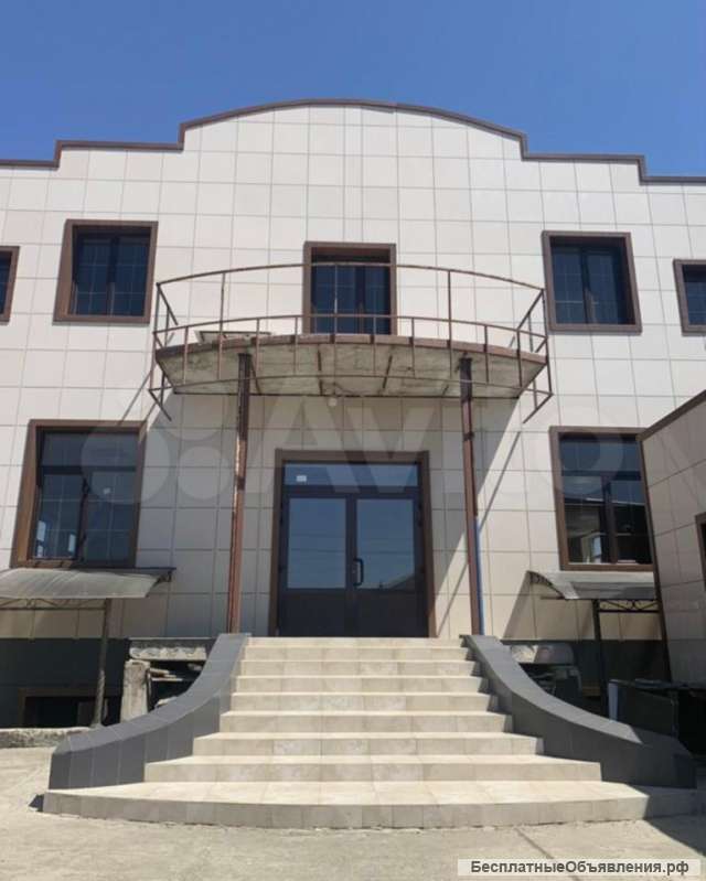 Здание 800м2, 2 этажа, в центре ДНТ "Виктория"
