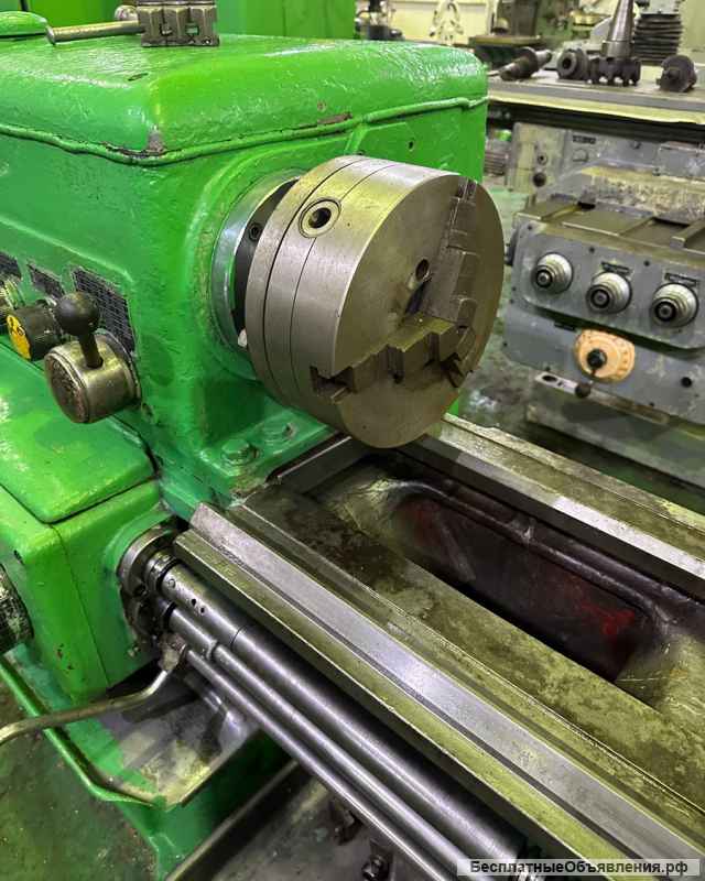 Токарный винторезный станок 1к62. РМЦ 1500 мм