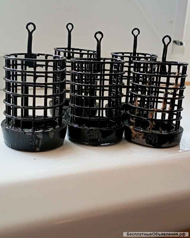 Кормушка фидерная