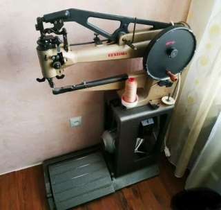 Текстима рукавная обувная с мотором 220 вольт. возле метро