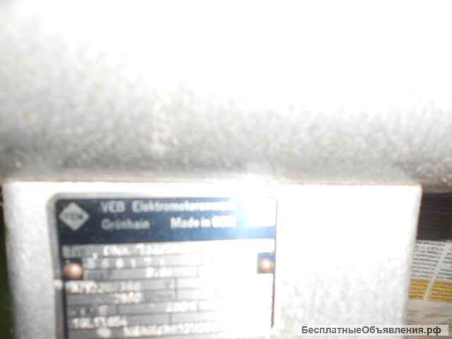 Текстима рукавная обувная с мотором 220 вольт. возле метро