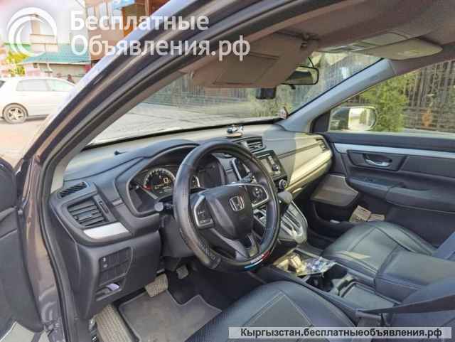 Очень срочно Продаю Honda CR-V 2018 год
