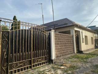 Дом, 4 комнаты, участок - 16 соток, с. Военно-Антоновка, 75 000 $