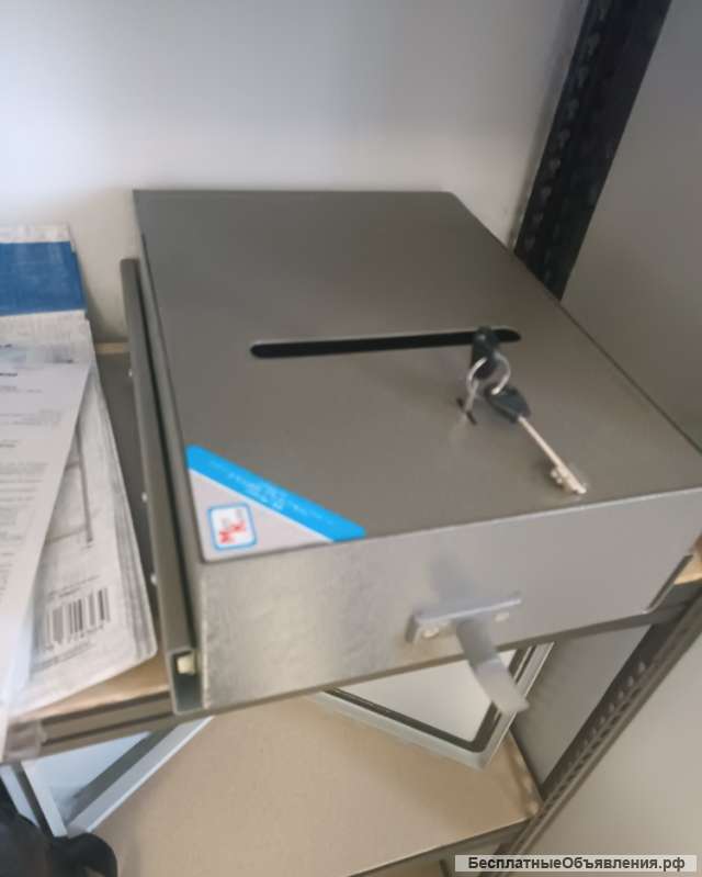 Сейф автомобильный