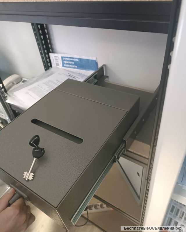 Сейф автомобильный