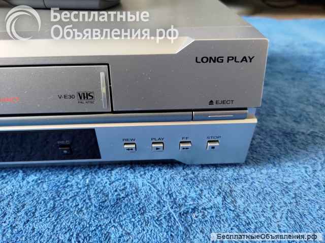 TOSHIBA V-E30 (VE30)(VHS Recorder 2 Head)