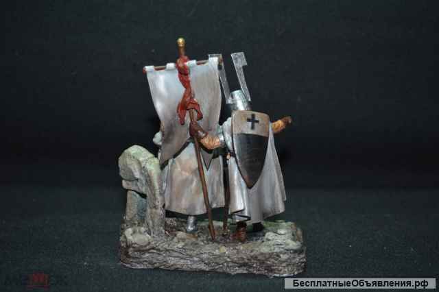 Оловянные солдатики 75 мм. Диорама. Рыцари тамплиеры.