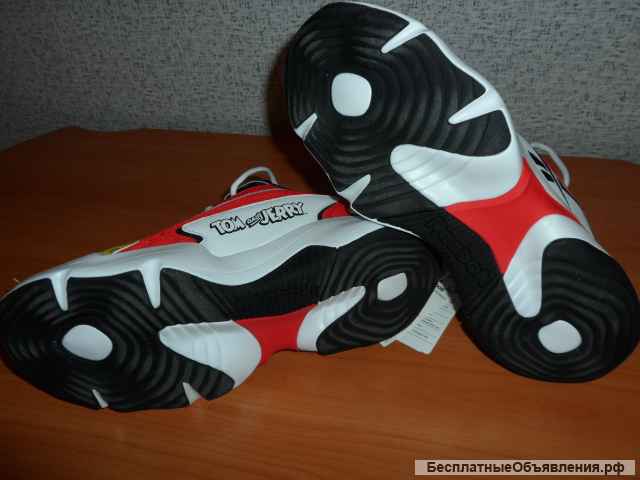 41 размер. Кроссовки Reebok"Tom and Jerry"