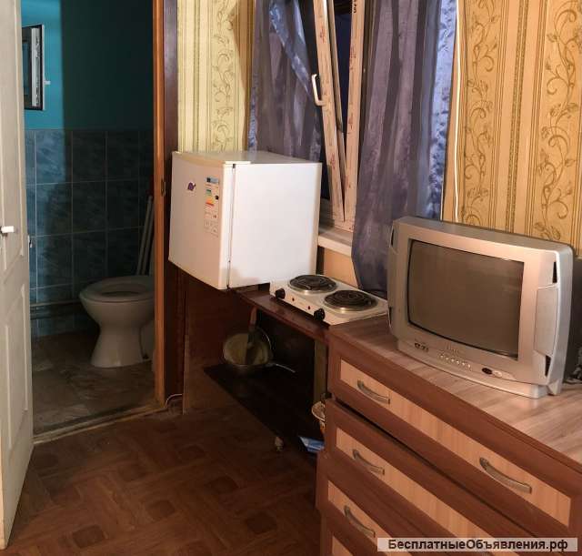 Дом 25 м² на участке 8 сот