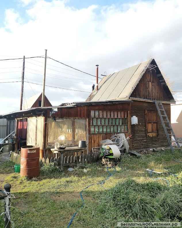 Дачу в Дрокино на просторном участке