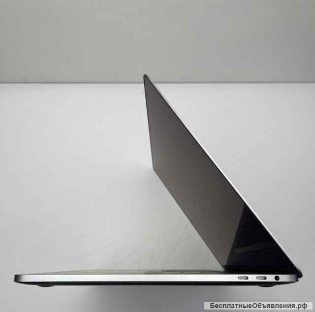 MacBook Pro 15 2018 Space 17 2.2ghz 16/512