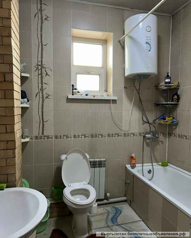 Дом, 2 этажа, 8 комнат, Ахунбаева/ Каралаева, 180 000 $, б/п